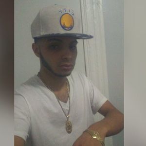 Meet your Posher, Ezequiel